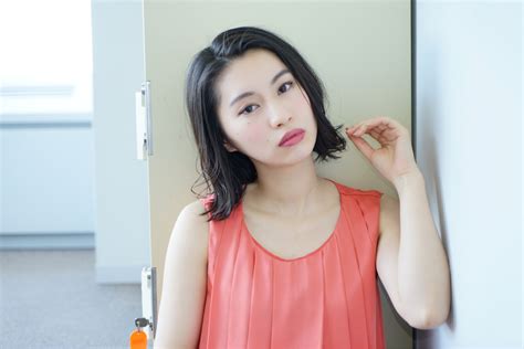 黒髪美人 特徴|黒髪があなたの魅力を引き上げる！黒髪美人のポイン。